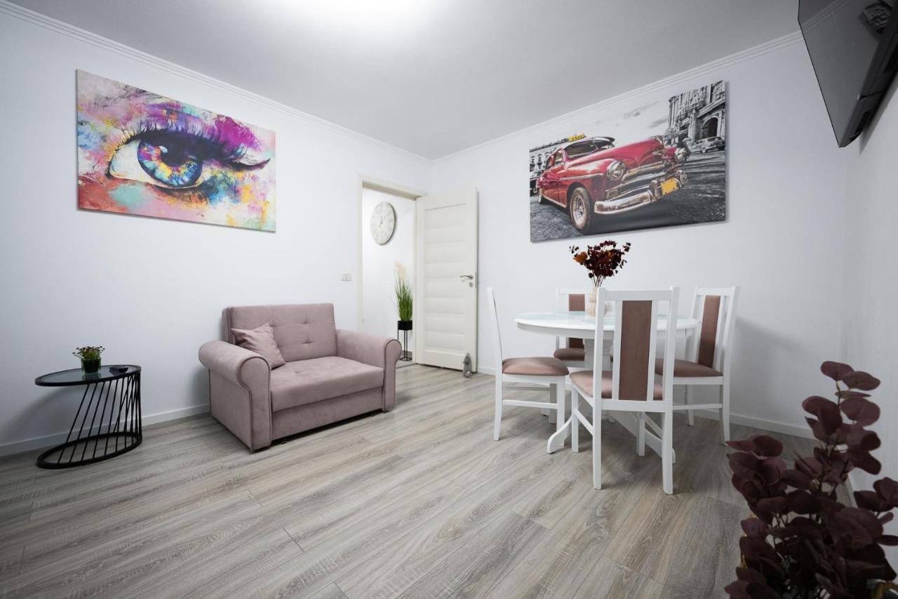 L&R Boutique Apartment Otelu Rosu Экстерьер фото
