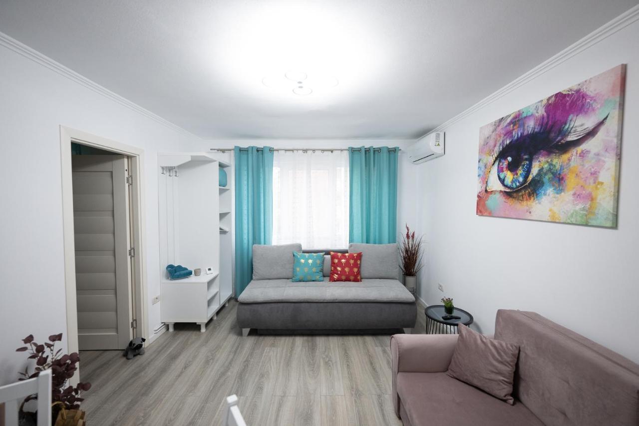 L&R Boutique Apartment Otelu Rosu Экстерьер фото